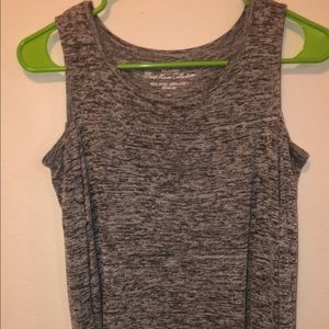 Off the shoulder gray log sleeve shirt